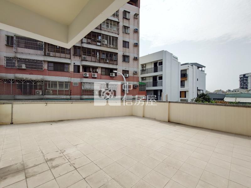 太平新光國中大地坪角墅房屋室內格局與周邊環境