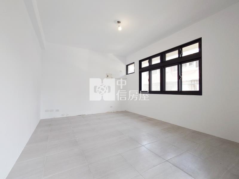 太平新光國中大地坪角墅房屋室內格局與周邊環境