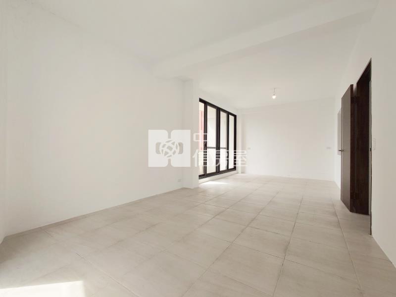 太平新光國中大地坪角墅房屋室內格局與周邊環境