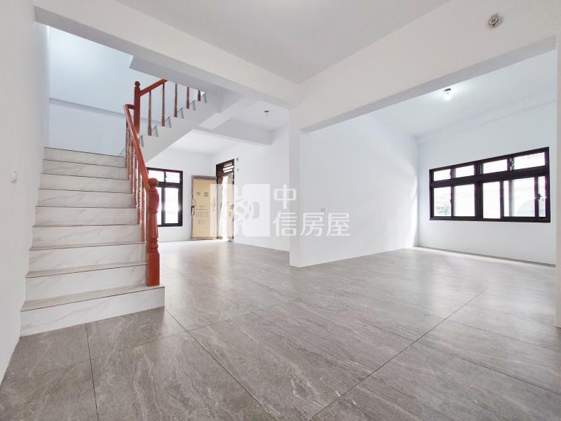 太平新光國中大地坪角墅房屋室內格局與周邊環境