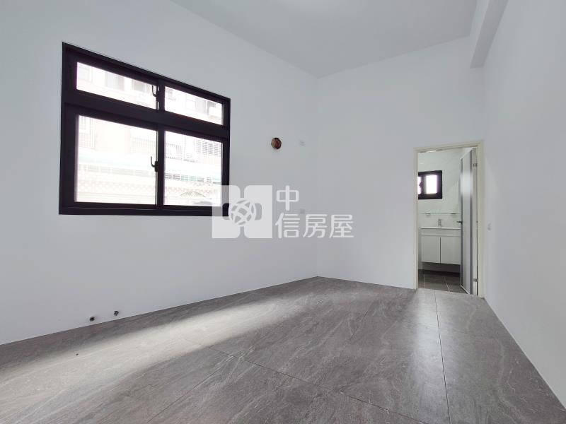 太平新光國中大地坪角墅房屋室內格局與周邊環境