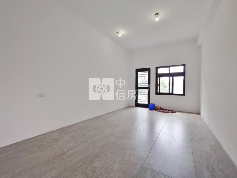 太平新光國中大地坪角墅房屋室內格局與周邊環境