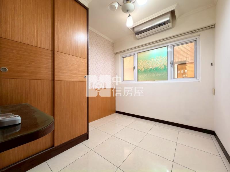 法國賞次頂樓3房+機車位房屋室內格局與周邊環境