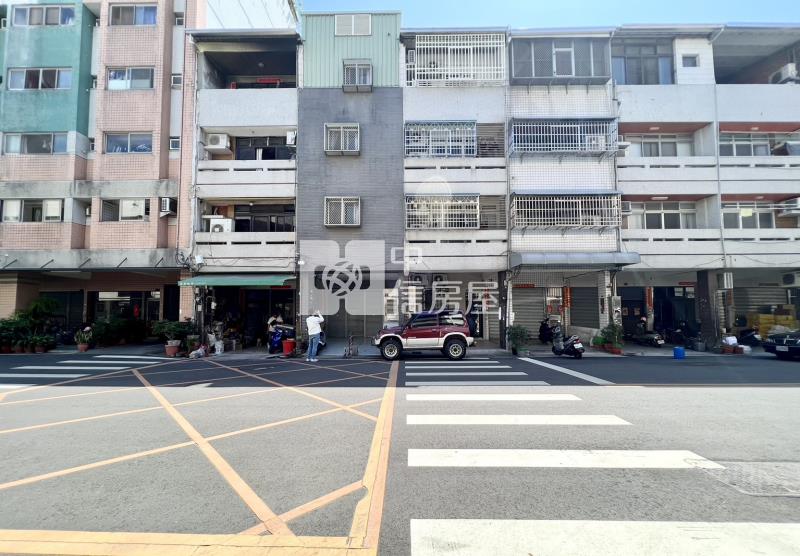 逢甲6%收租店套|1店25套|滿租年收198萬房屋室內格局與周邊環境