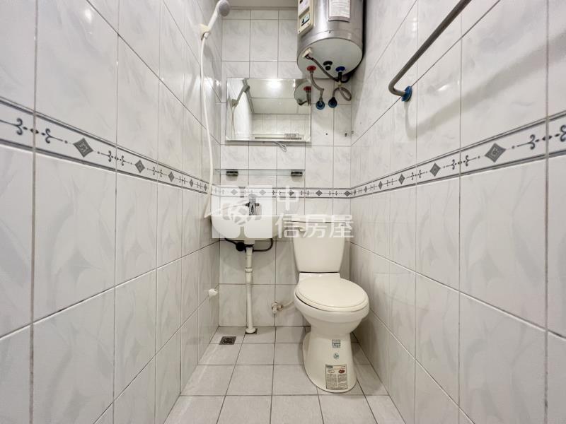 逢甲6%收租店套|1店25套|滿租年收198萬房屋室內格局與周邊環境