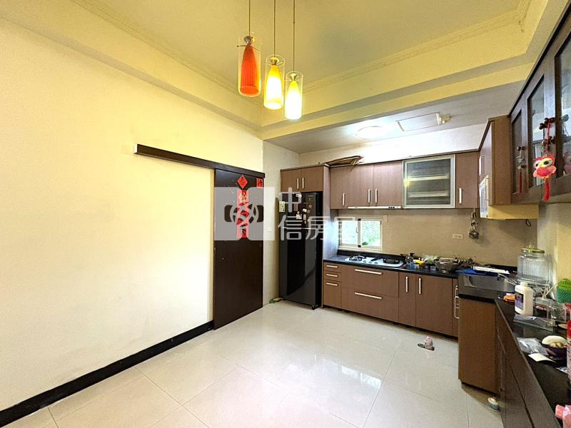 專任🏡中壢大江社區型邊間美墅房屋室內格局與周邊環境