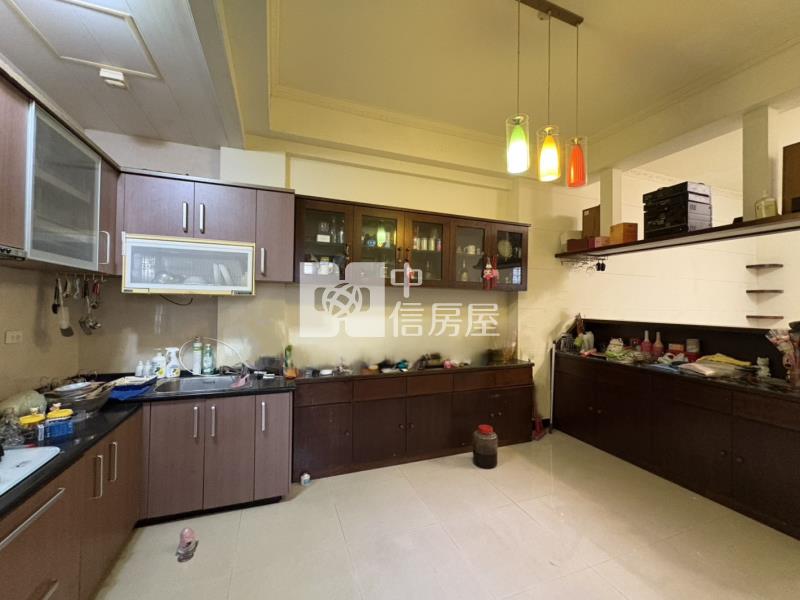 專任🏡中壢大江社區型邊間美墅房屋室內格局與周邊環境