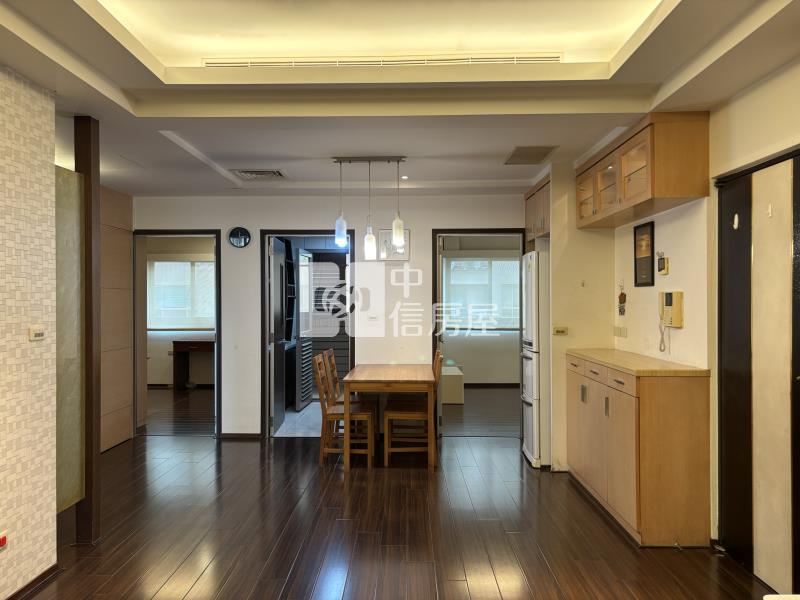 《晶顥團隊》都會風閣三房車房屋室內格局與周邊環境