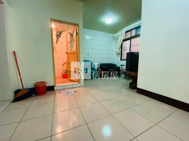 大溪老街旁3樓頂加美寓房屋室內格局與周邊環境