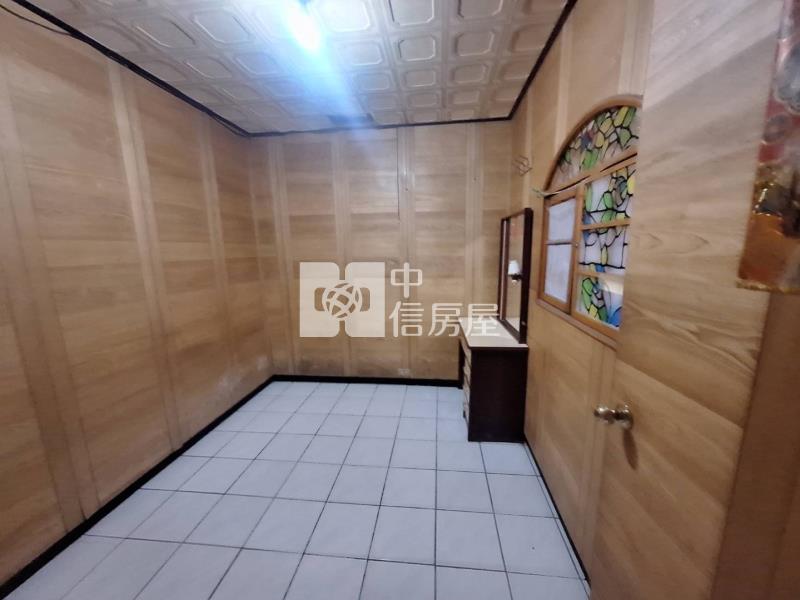 龍岡圓環都計內住宅用地**買地送屋**房屋室內格局與周邊環境