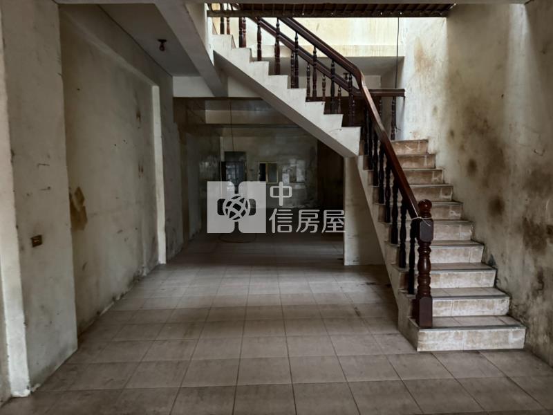 青果市場志廣路大地坪透店房屋室內格局與周邊環境