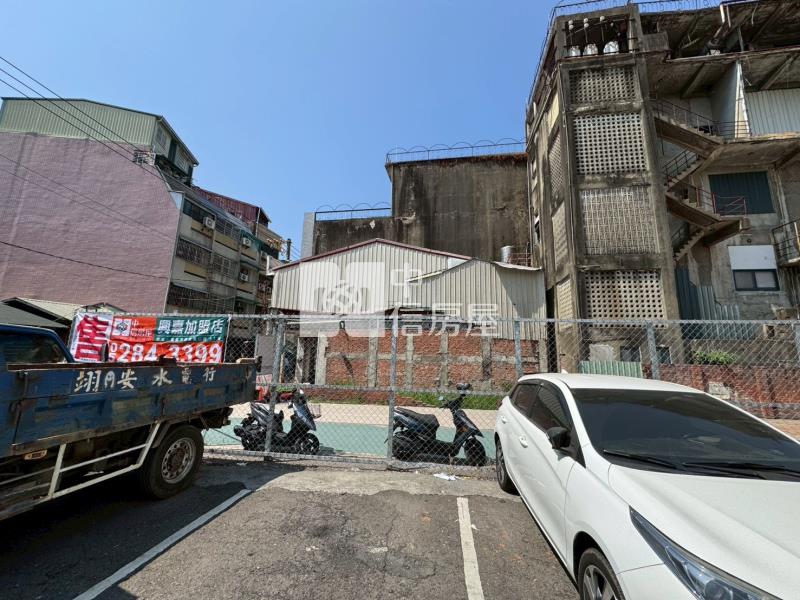 市中心商業建地房屋室內格局與周邊環境