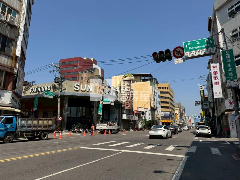 市中心商業建地房屋室內格局與周邊環境