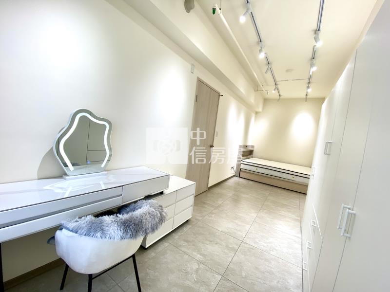 青埔國家大院2房車房屋室內格局與周邊環境