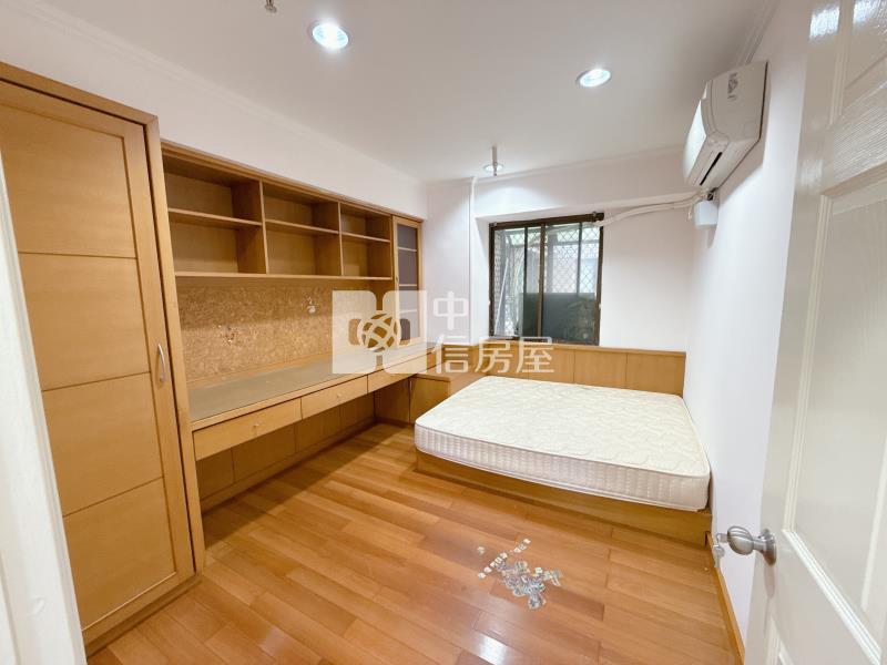 鄉城陽光鎮美三房+平車房屋室內格局與周邊環境