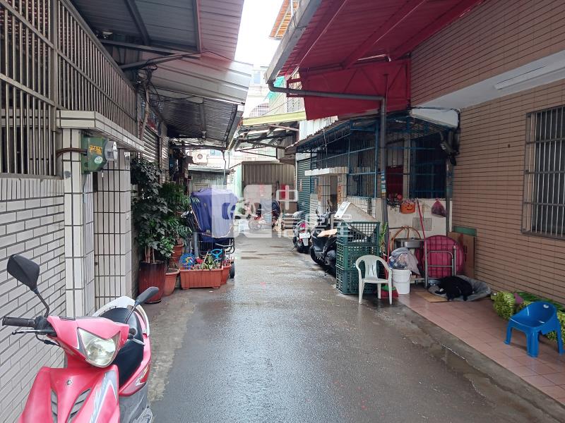 (專任)大溪埔頂路旁透天房屋室內格局與周邊環境