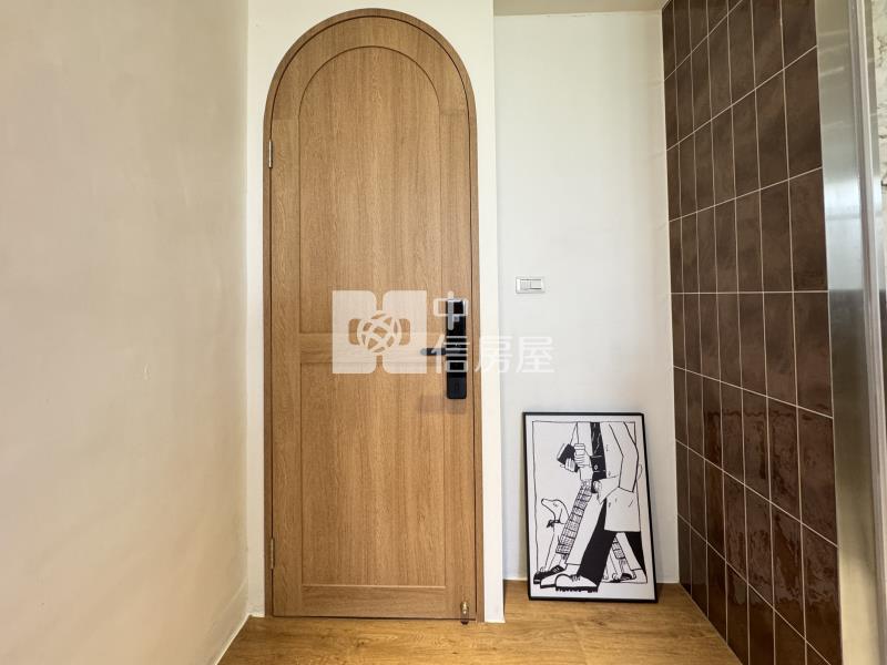 專任!東山路絕美透天一卡皮箱入住!房屋室內格局與周邊環境