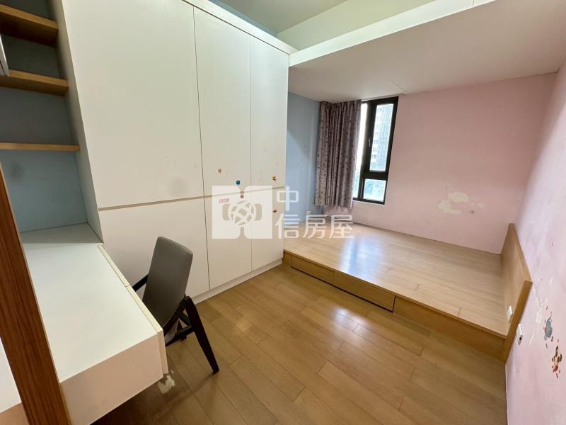 林鼎跨界3房平面車位房屋室內格局與周邊環境