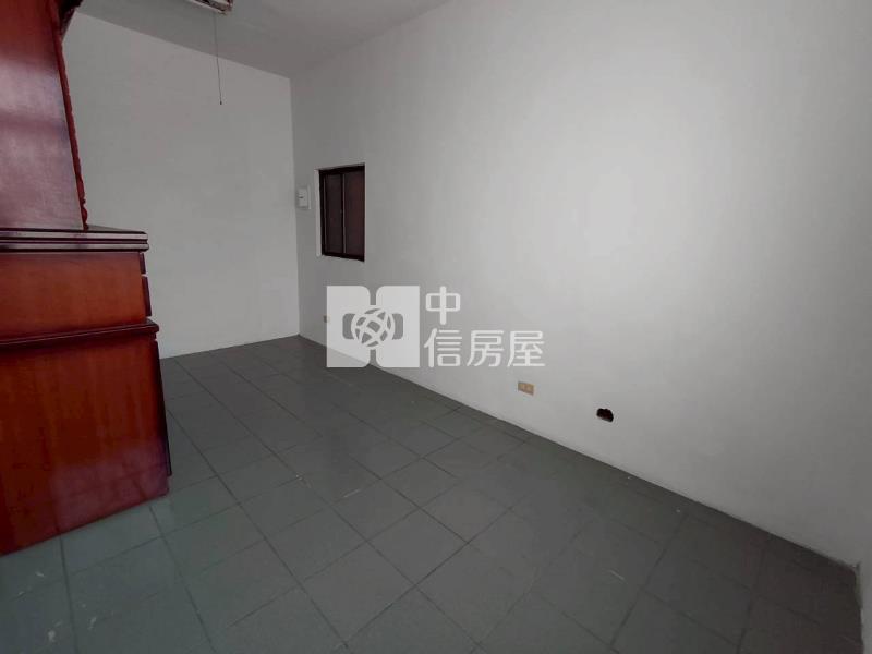 平鎮工業區多房透天厝房屋室內格局與周邊環境