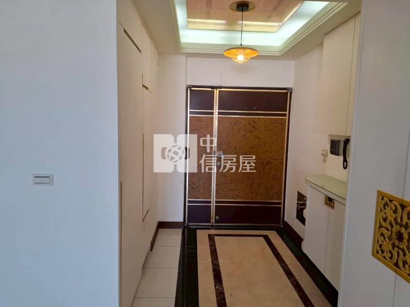 文化新世紀景觀4房+平車房屋室內格局與周邊環境