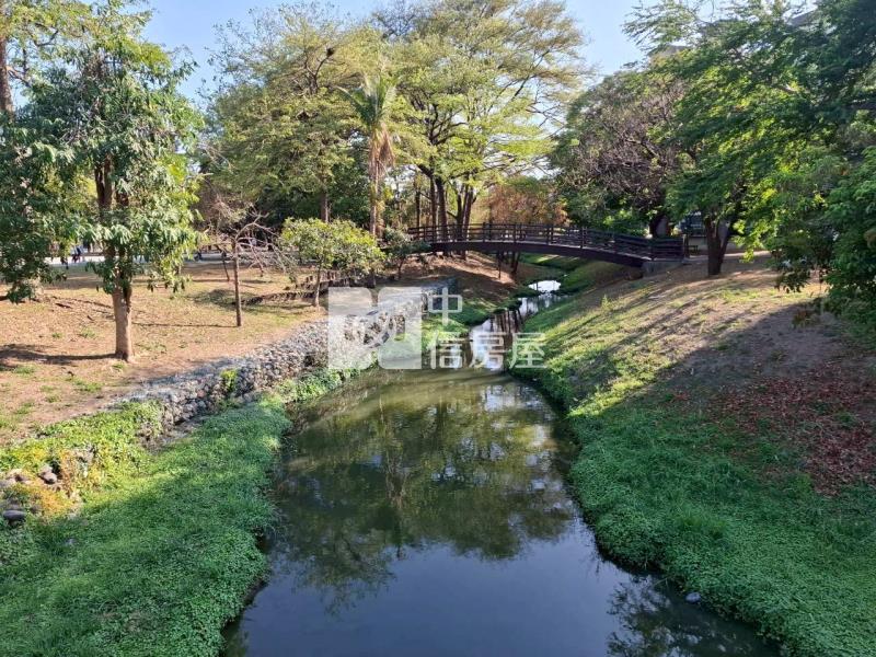 文化新世紀景觀4房+平車房屋室內格局與周邊環境