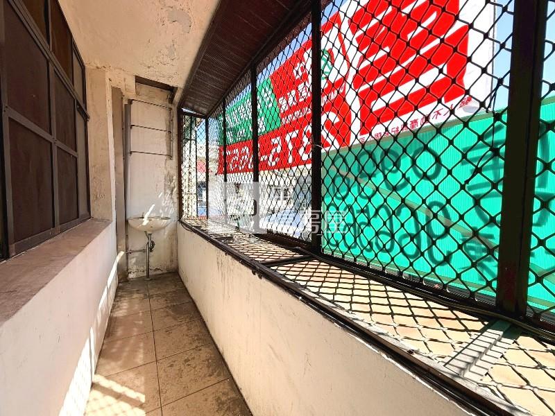 靜巷透天房屋室內格局與周邊環境