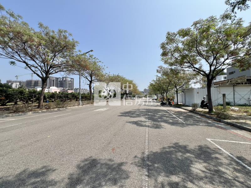 14期美和段82建地房屋室內格局與周邊環境