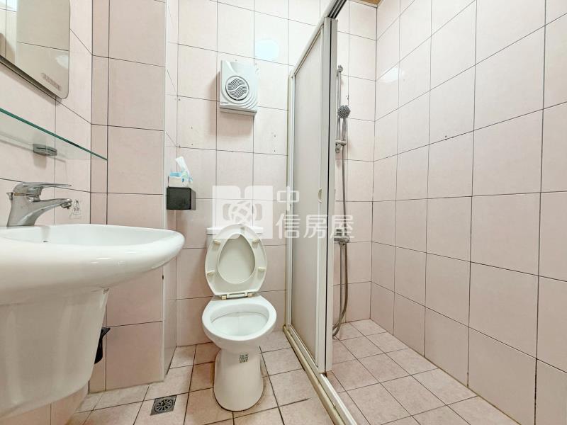 工學商圈2+1房平車房屋室內格局與周邊環境