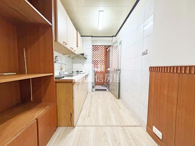 工學商圈2+1房平車房屋室內格局與周邊環境