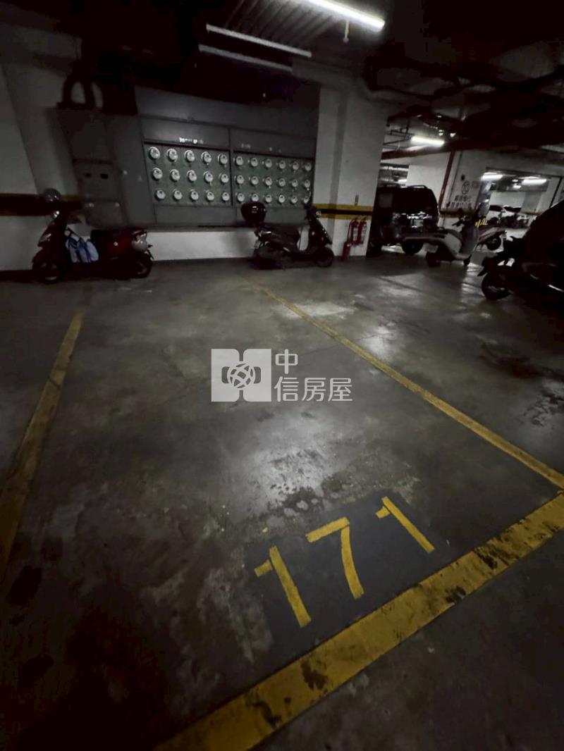 大有商圈冠倫大國全新裝潢3房房屋室內格局與周邊環境