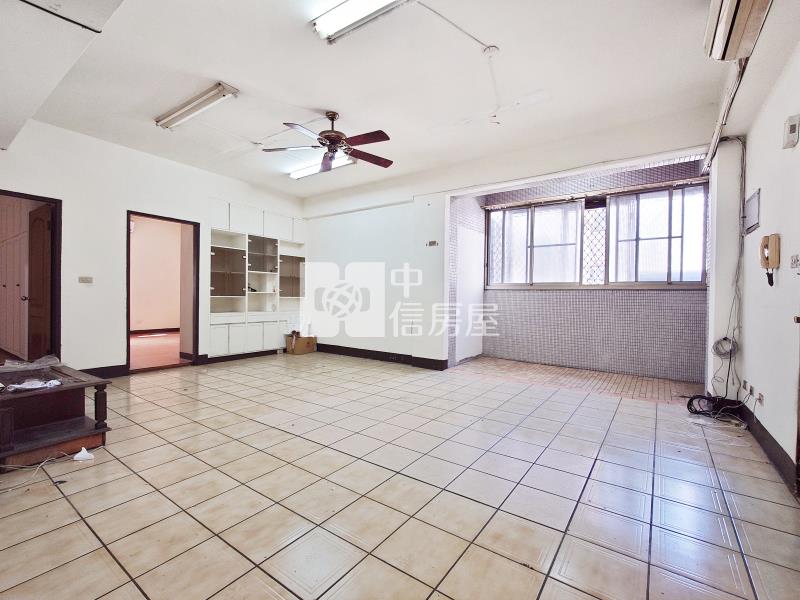 北平商圈雙戶打通寬敞美寓