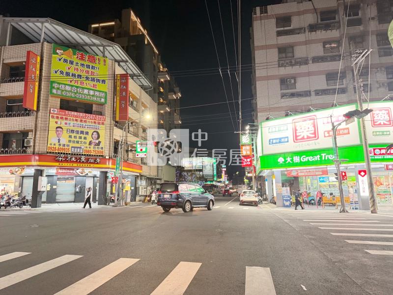 正興安路熱鬧吃市純壹樓店面房屋室內格局與周邊環境