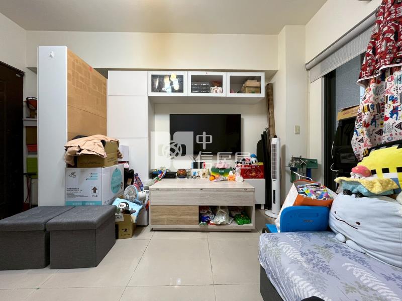 六月微風高樓層兩房機上車位房屋室內格局與周邊環境