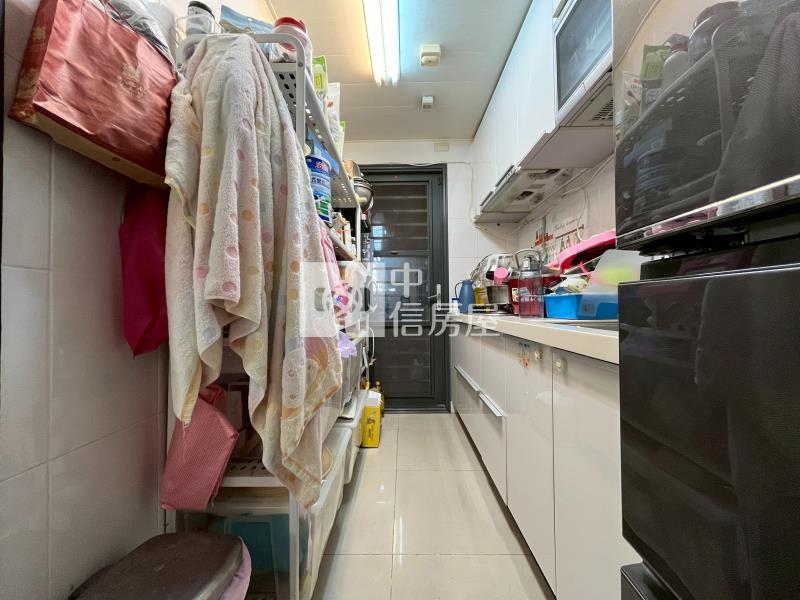 六月微風高樓層兩房機上車位房屋室內格局與周邊環境