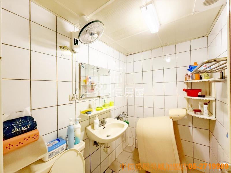 興嘉公園邊間採光美3房房屋室內格局與周邊環境