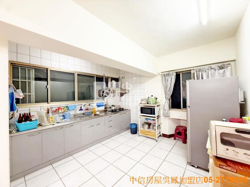 興嘉公園邊間採光美3房房屋室內格局與周邊環境