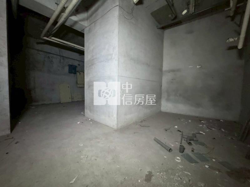 南區復興路商業區商場房屋室內格局與周邊環境