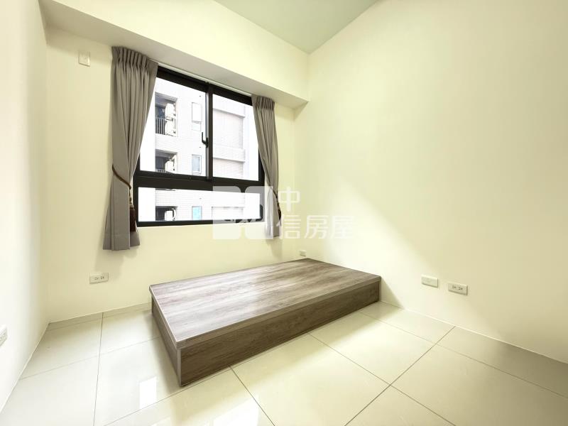 昂峰謙若樹三房雙平車房屋室內格局與周邊環境