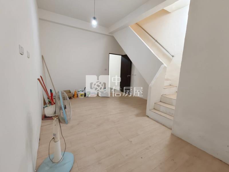 龜山近新路國小整新美透天A房屋室內格局與周邊環境