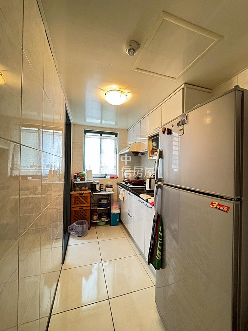 內壢愛上杜拜2房+車位房屋室內格局與周邊環境