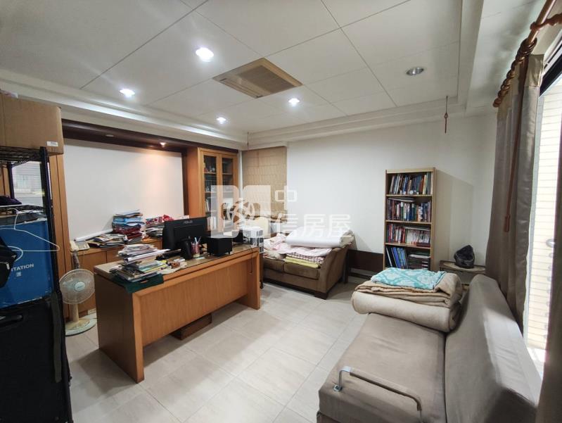 安平花巷草弄-稀有獨棟透天房屋室內格局與周邊環境