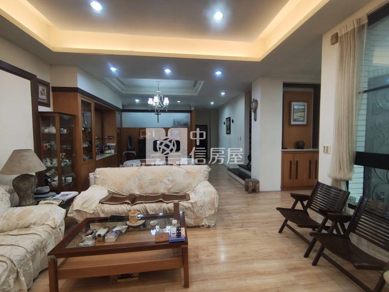 安平花巷草弄-稀有獨棟透天房屋室內格局與周邊環境