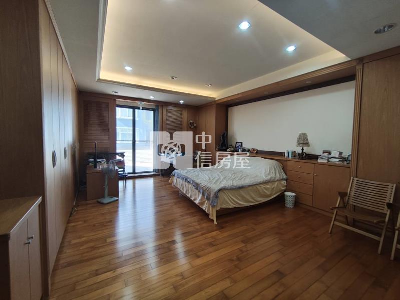 安平花巷草弄-稀有獨棟透天房屋室內格局與周邊環境