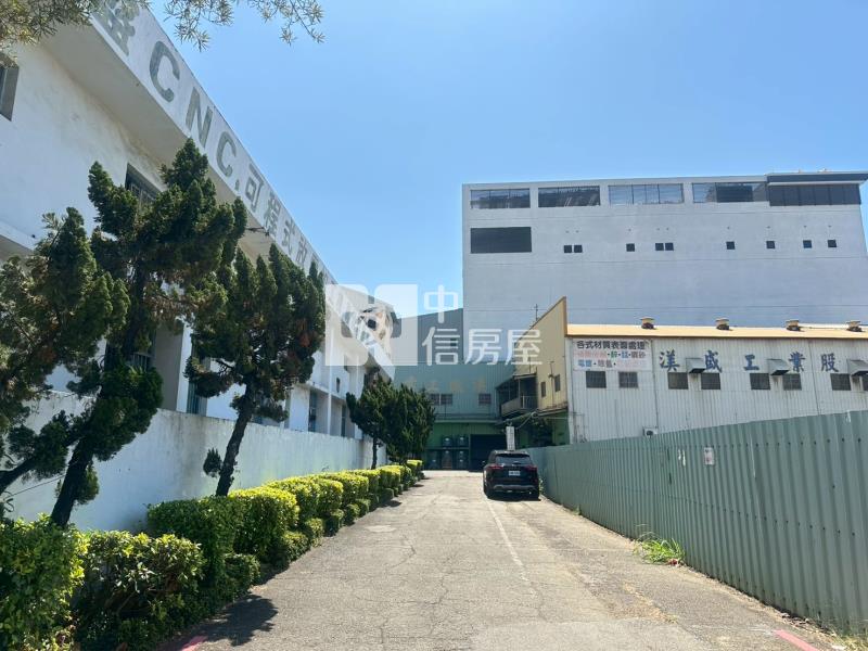 大里工業區正仁化路丁建三照廠房房屋室內格局與周邊環境