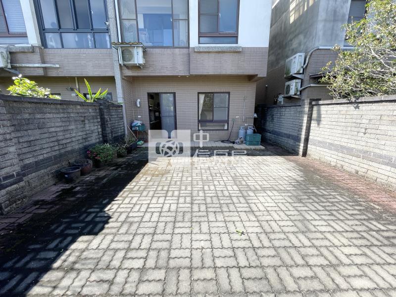 心中日月朝南孝親別墅(專任)房屋室內格局與周邊環境