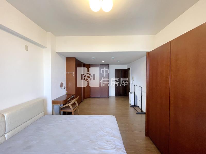 心中日月朝南孝親別墅(專任)房屋室內格局與周邊環境