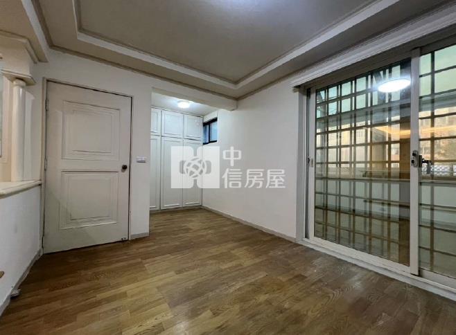 陽光山林全新整理美別墅房屋室內格局與周邊環境