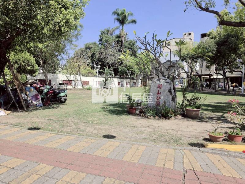 (專)府前路開山公園旁店面房屋室內格局與周邊環境