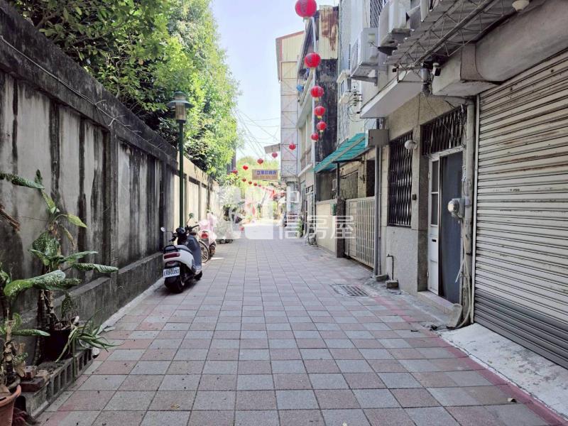 (專)府前路開山公園旁店面房屋室內格局與周邊環境