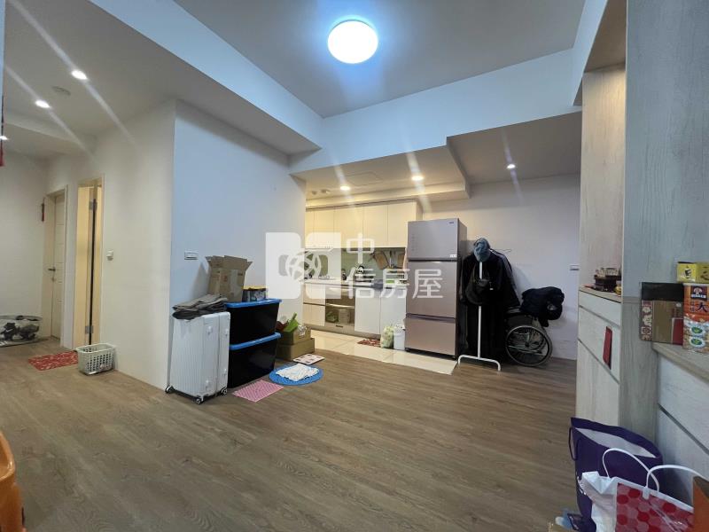 專任|宜雄丰疆|3房雙車位|露臺戶房屋室內格局與周邊環境